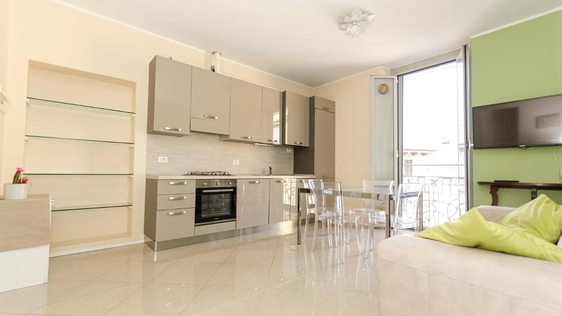 Brianza Flat Apartment Milan 0*,  Italy
