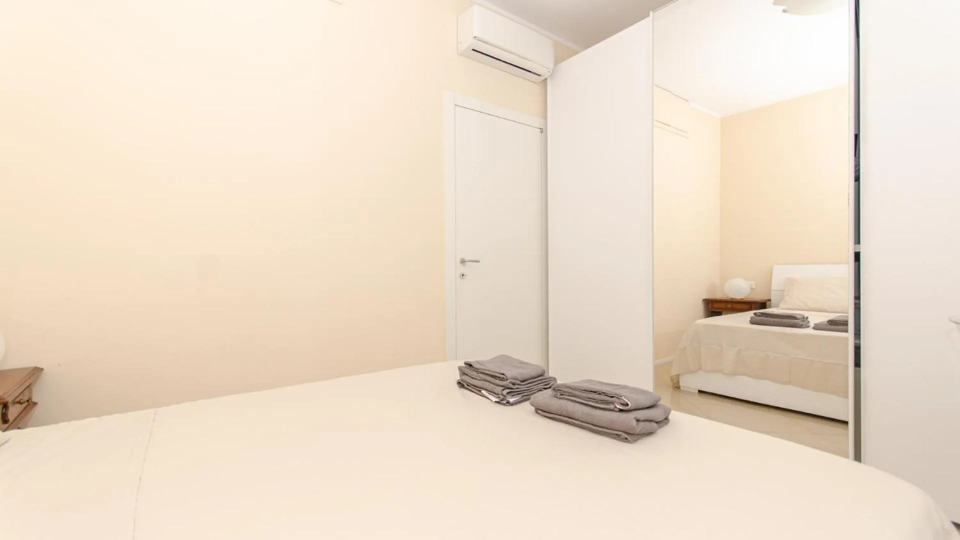 Brianza Flat Apartment Milan Italy