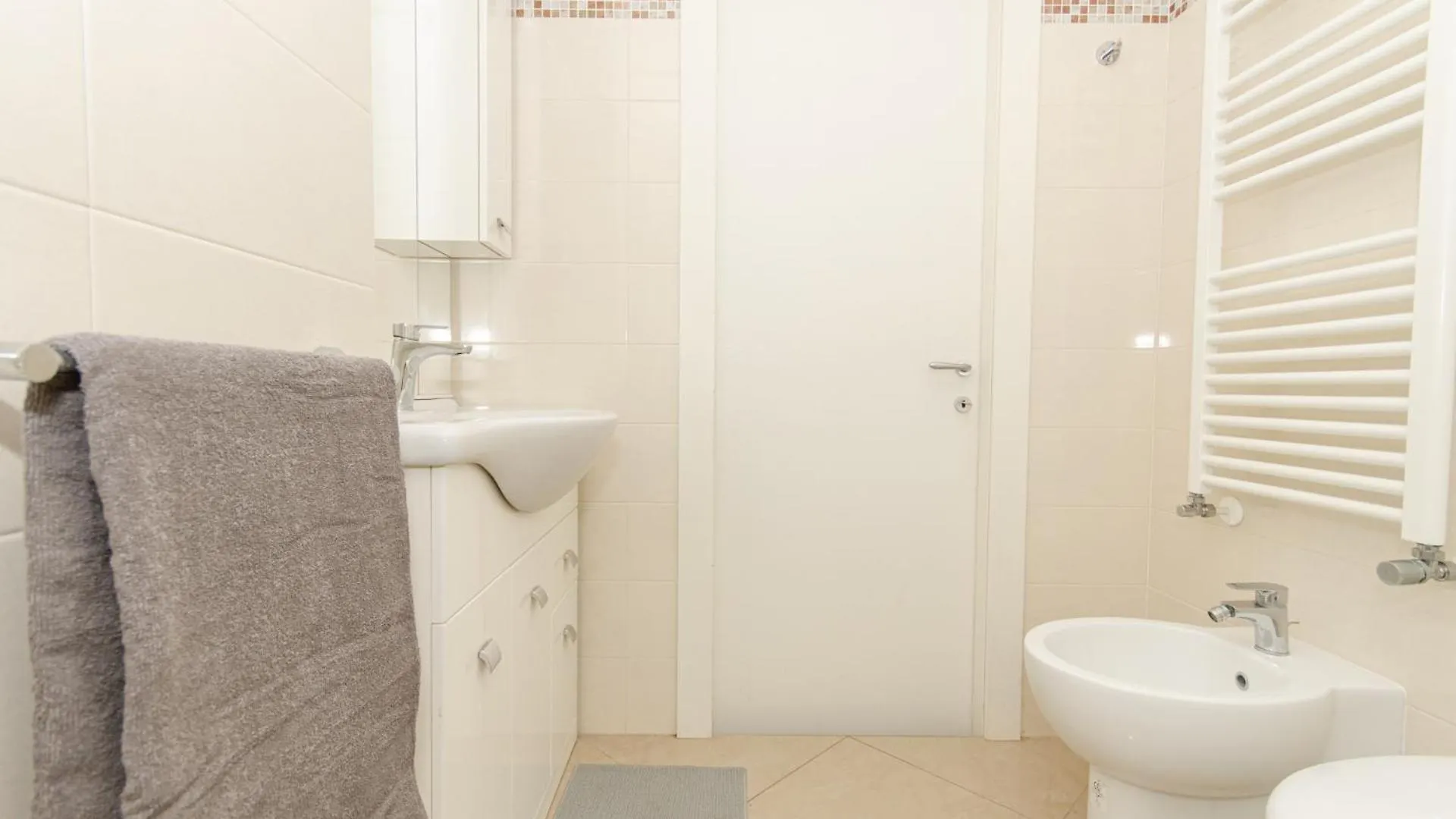 Brianza Flat Apartment Milan 0*,