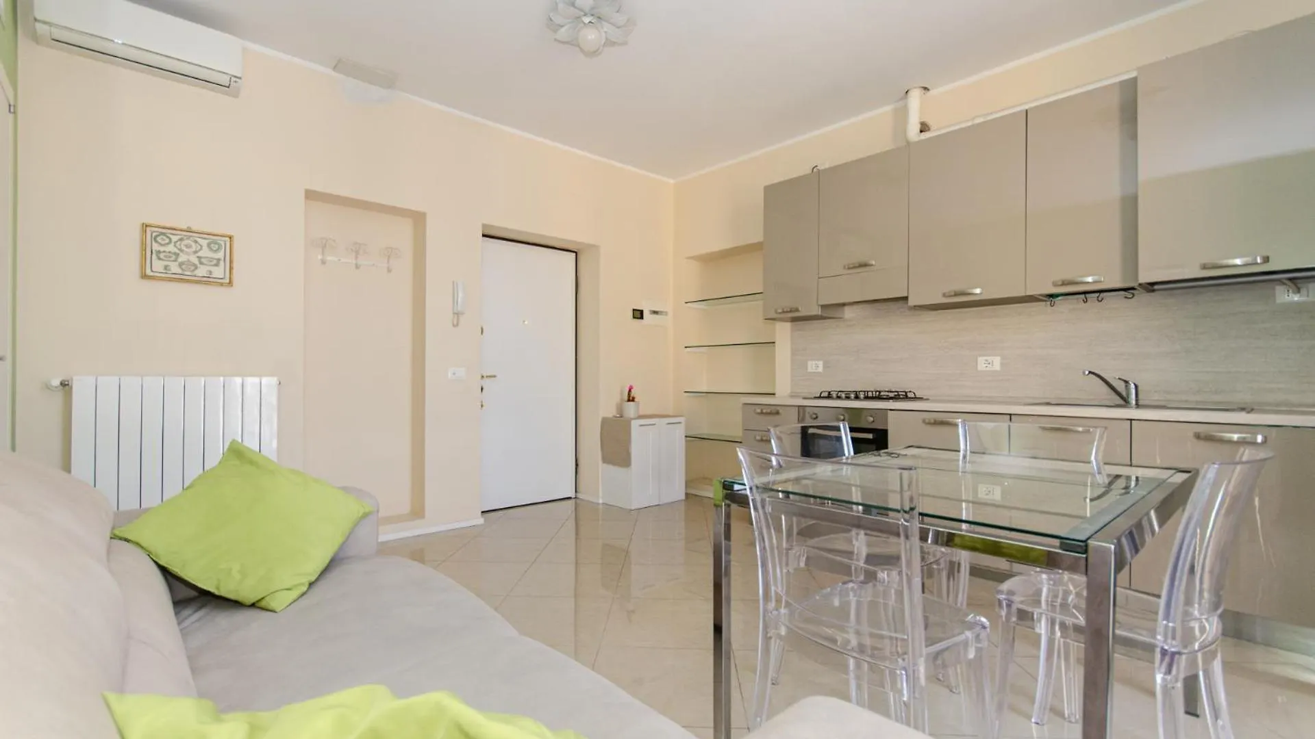 Brianza Flat Apartment Milan